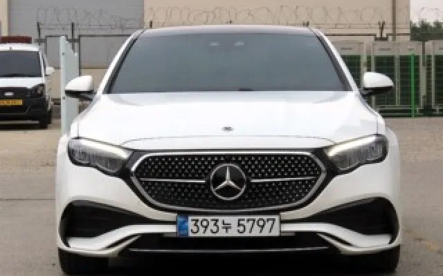 인천중고차시장 E-클래스 W214 E200 AMG 라인 매물 사진 7 - 2026/04 7,398km