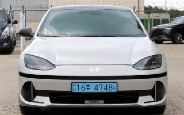 인천중고차시장 아이오닉 6 롱레인지 4WD 매물 사진 13 - 2022/11 121,582km