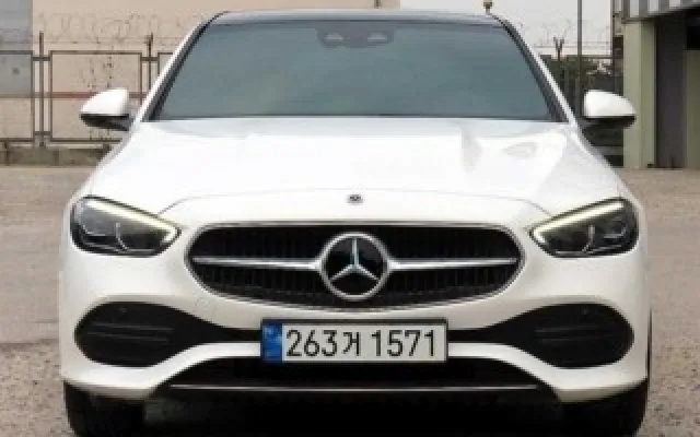 인천중고차시장 C클래스 W206 C200 4MATIC 아방가르드 매물 사진 6 - 2022/04 56,975km